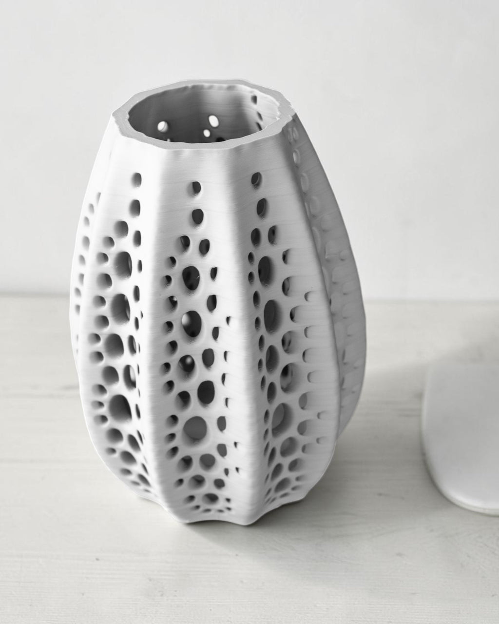 SEASHELL VASE