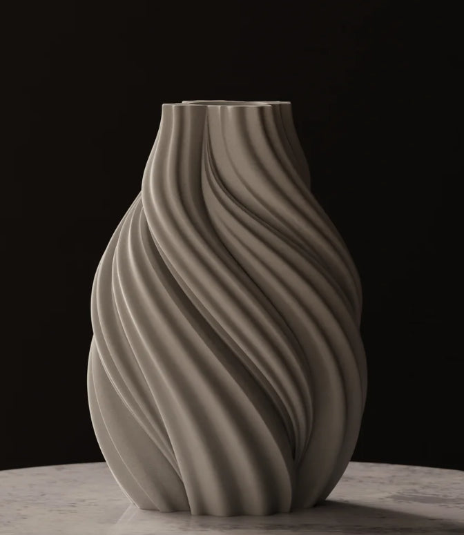 Zephyra Vase